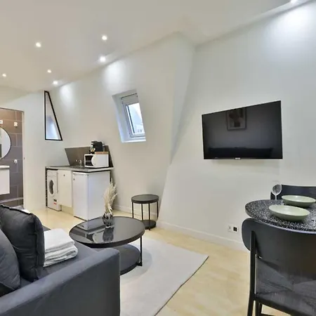 Modern - Plaine-monceau - Mobility Lease Apartman